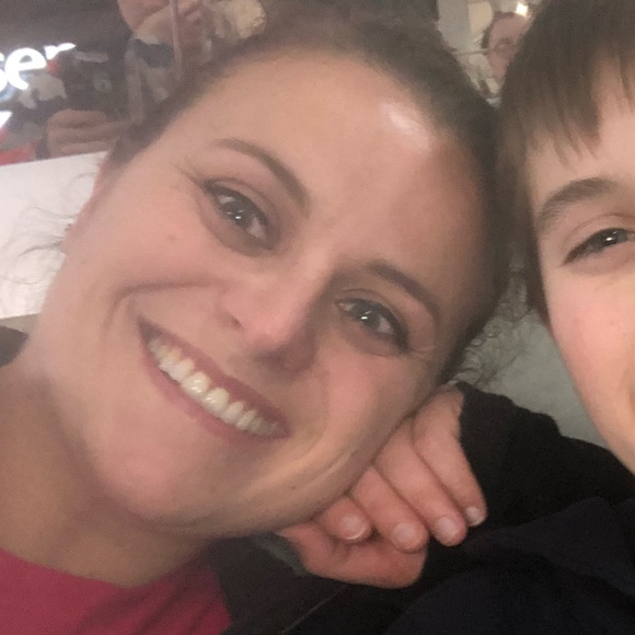 Meet your Posher, Janelle - Picture 1 of 1